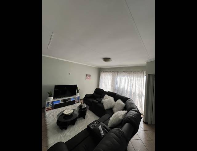 2 BEDROOM APARTMENT FOR SALE IN TERENURE